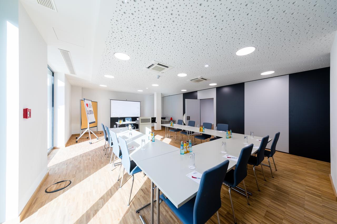 Mk | Hotel Rüsselsheim Екстериор снимка