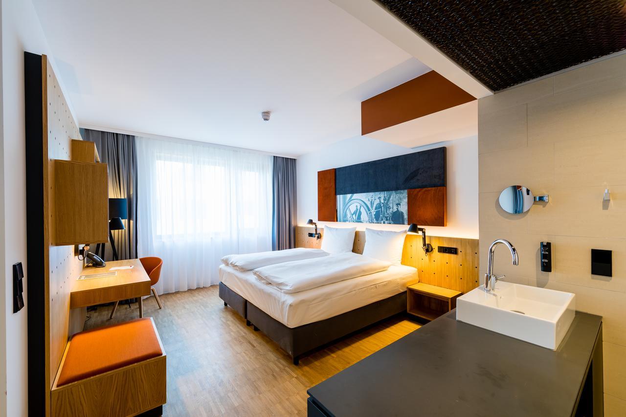 Mk | Hotel Rüsselsheim Екстериор снимка